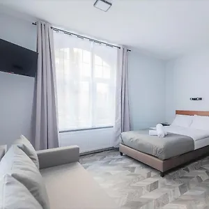 Zefiro Seredynskiego Apartment